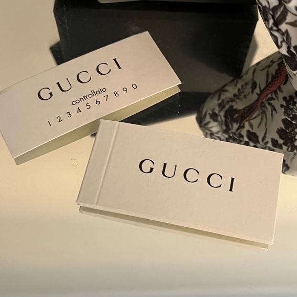 Gucci namesake trademark logo sterling silver earrings - Picture 5 of 6